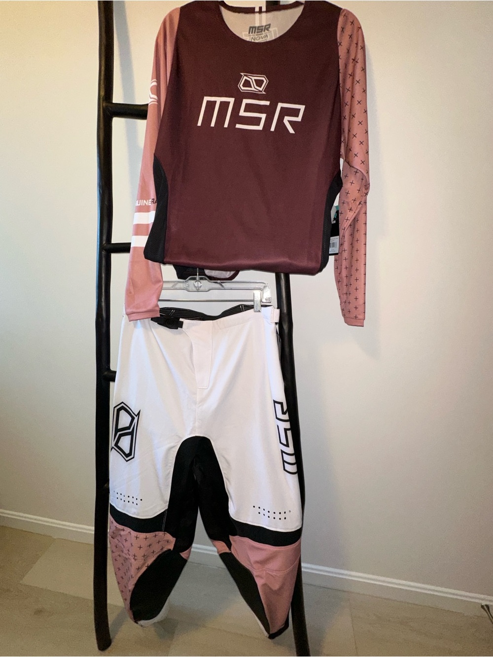 MSR Women's Nova Motocross Jersey and White Pants Set 11/12 Pants, L Jersey NWT